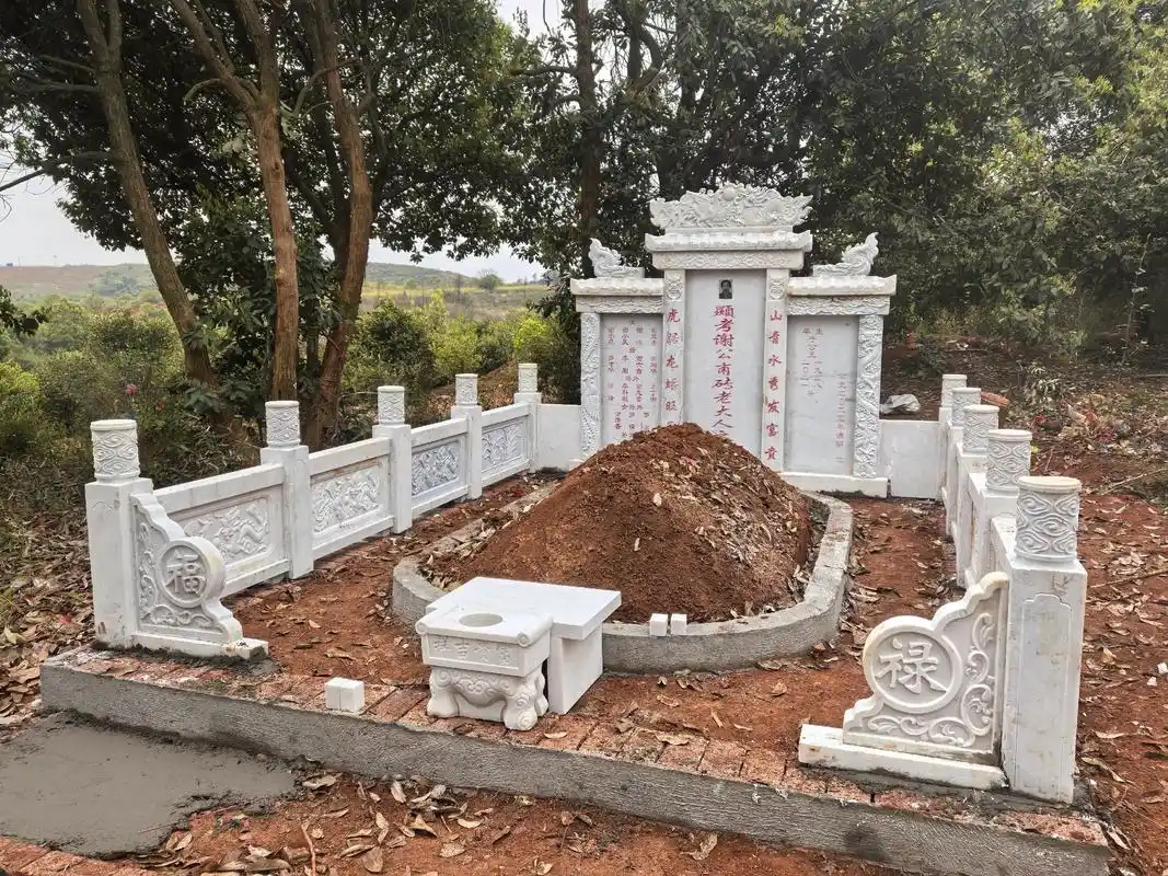 阴宅风水观水：财富之喻，血脉之灵