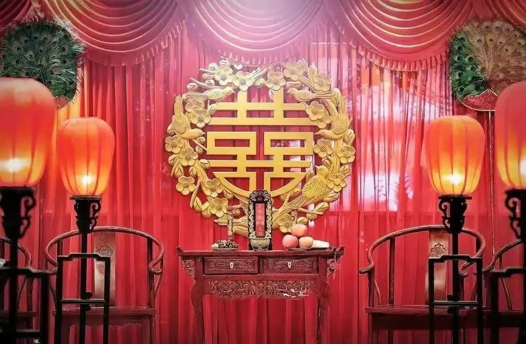 手相姻缘：从掌纹窥探感情走势