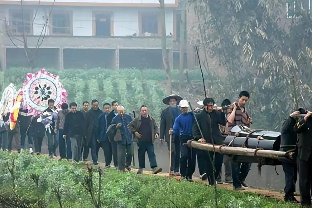 出殡的路线有什么讲究和禁忌